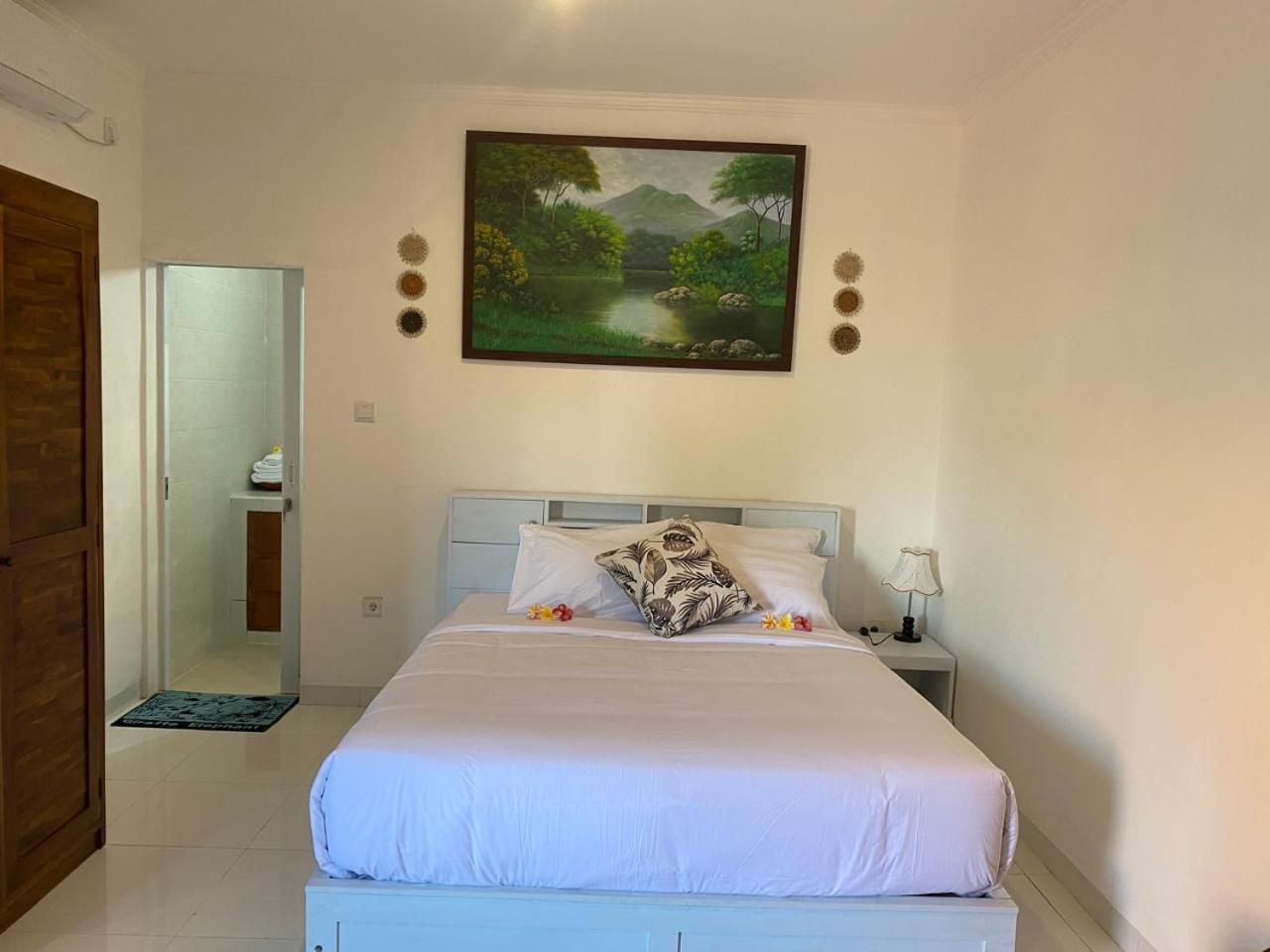 Manis Guest House Семиньяк Экстерьер фото